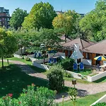 Feriepark Villaggio Nidos 3*