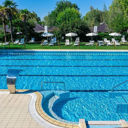 Villaggio Nidos 3*