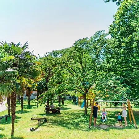 Villaggio Nidos Semesterpark