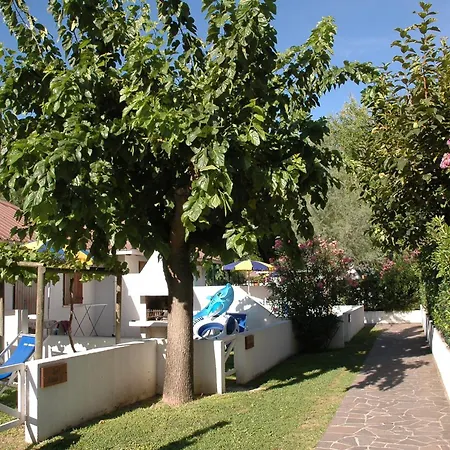 Prázdninový areál Villaggio Nidos